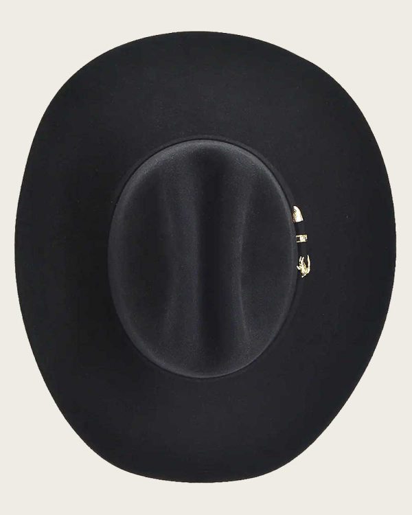 Black fur hat with special buckle For Discount