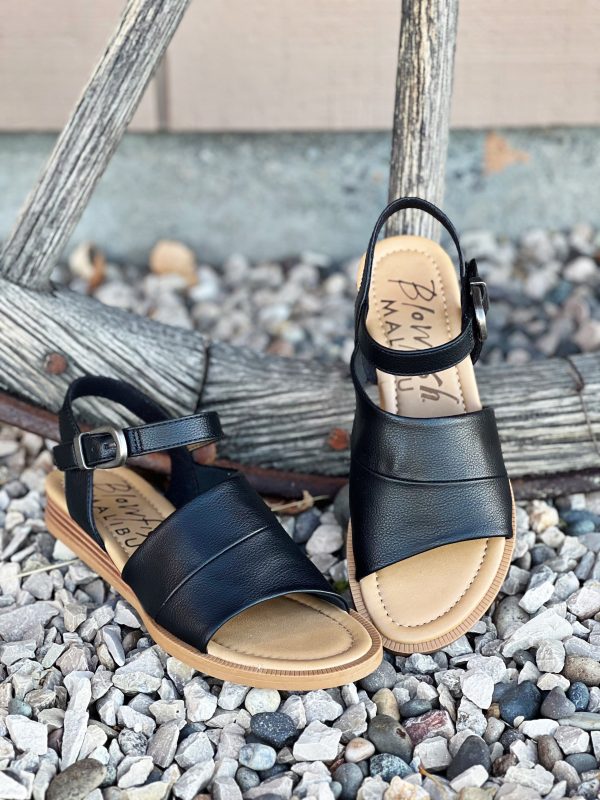 The Frisco Sandal in Black Hot on Sale