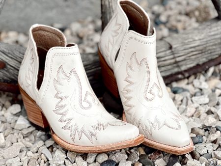 The Dixon Boot in Ivory Online Sale